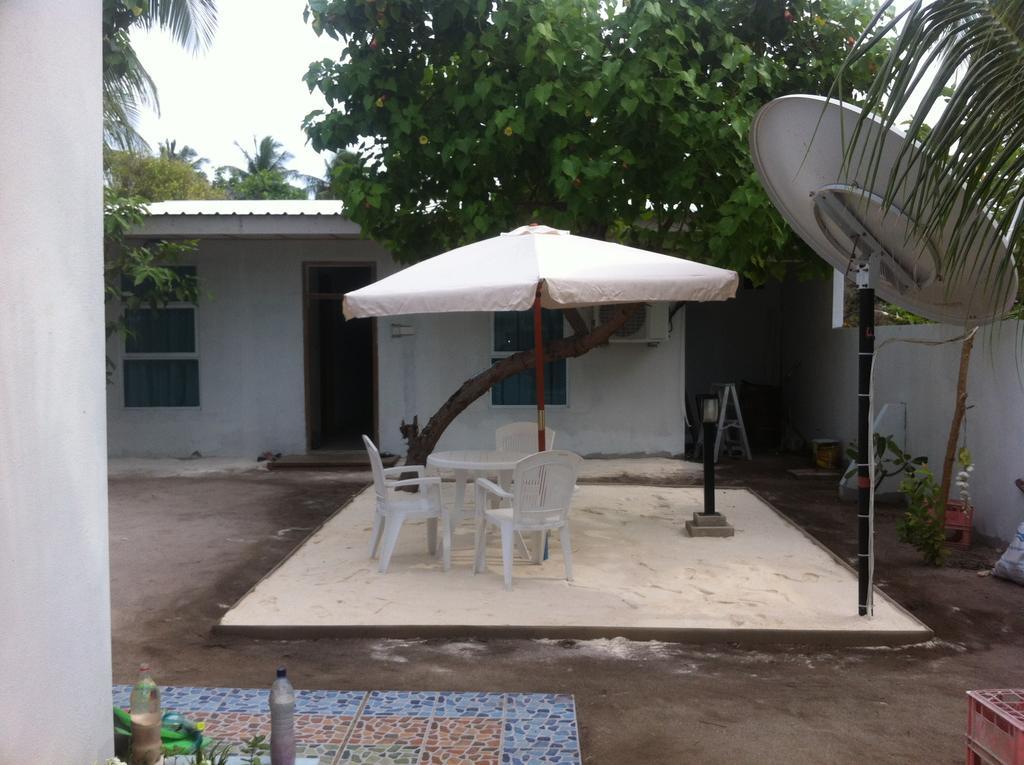 Azoush Tourist Guesthouse Fulhadhoo Eksteriør bilde