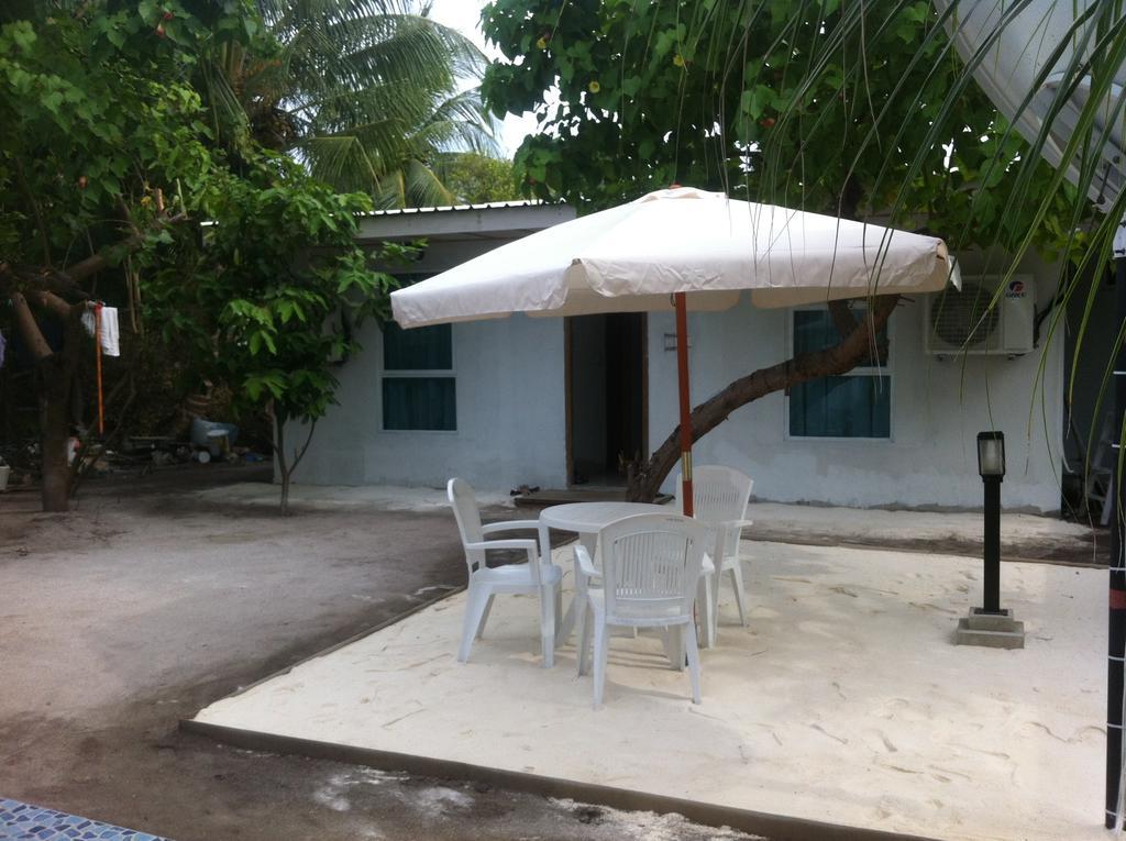 Azoush Tourist Guesthouse Fulhadhoo Eksteriør bilde