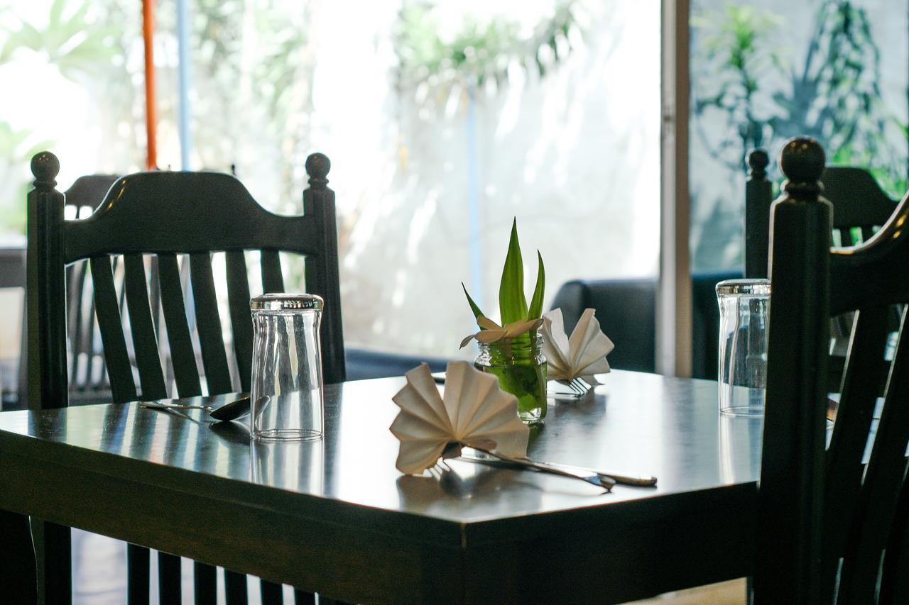 Azoush Tourist Guesthouse Fulhadhoo Eksteriør bilde