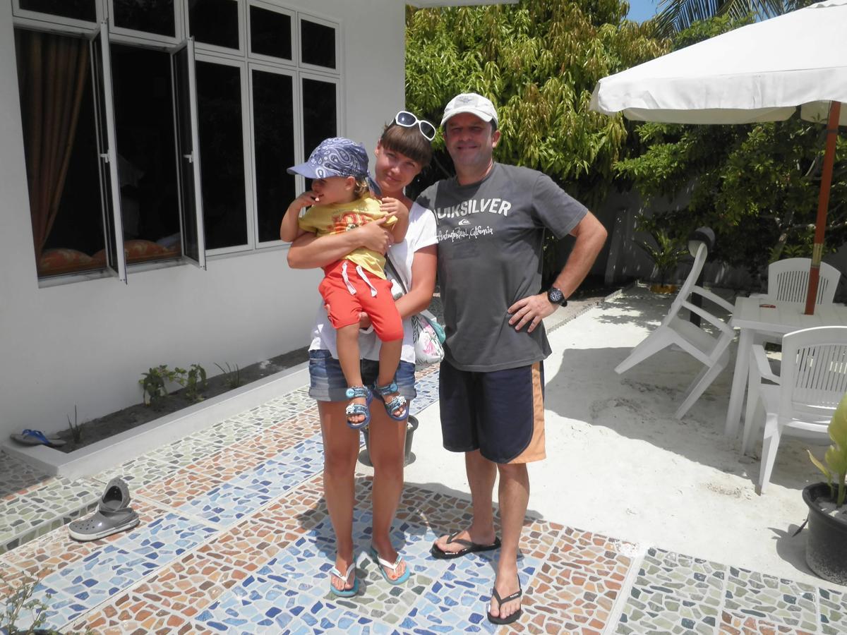 Azoush Tourist Guesthouse Fulhadhoo Eksteriør bilde