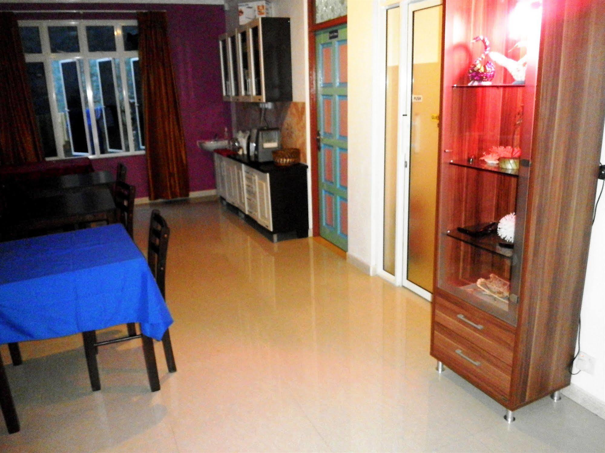 Azoush Tourist Guesthouse Fulhadhoo Eksteriør bilde
